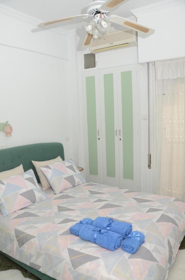 Captain'S Home Loutraki Exterior foto