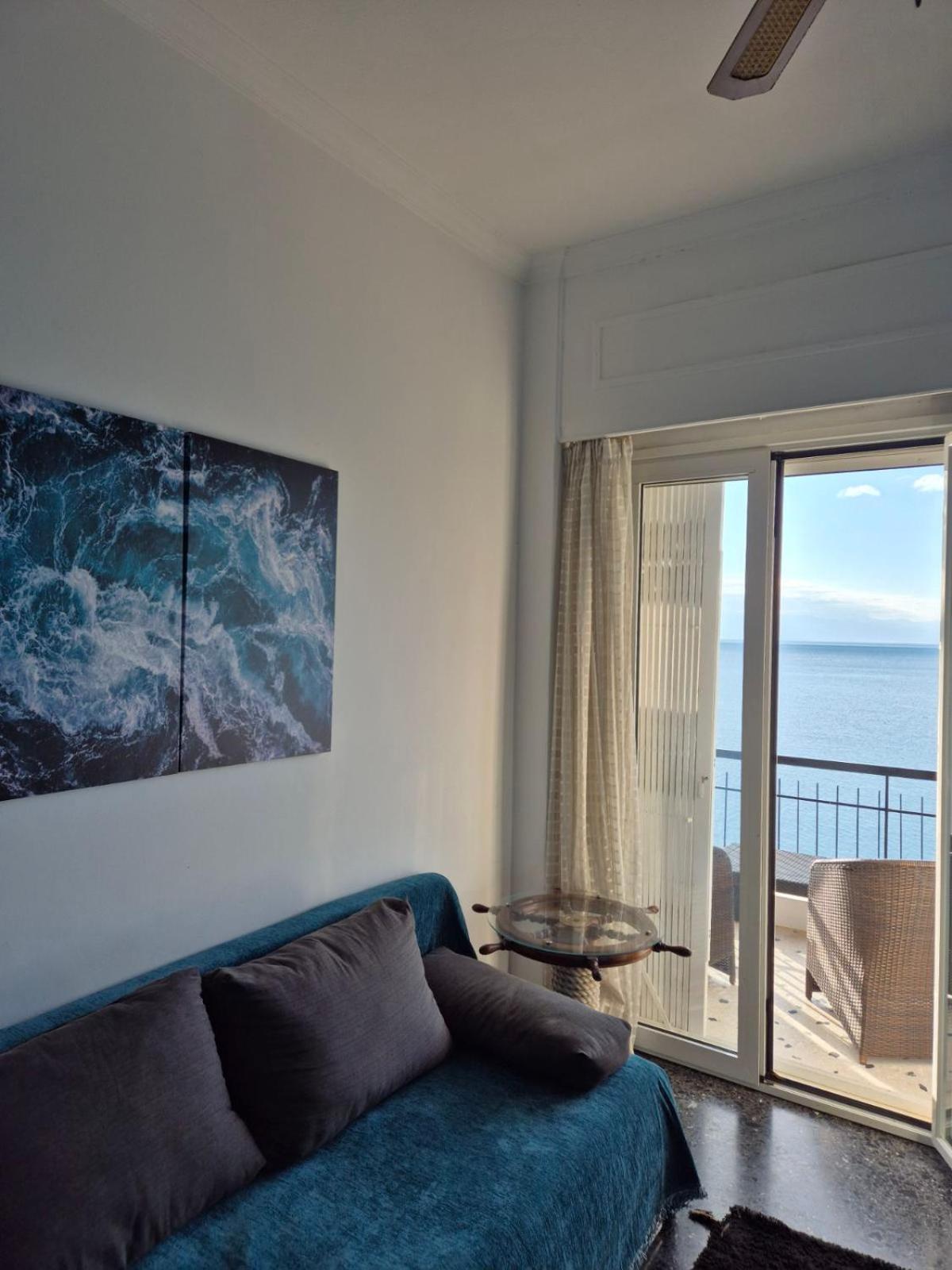 Captain'S Home Loutraki Exterior foto
